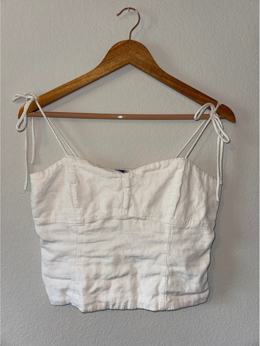 Small Old Navy Linen-Blend Tie-Shoulder White Fitted Cropped Cami